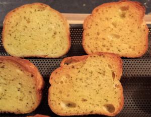 Garlic Bread Slices