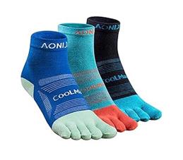 Toe socks in various colors for both Men and Women